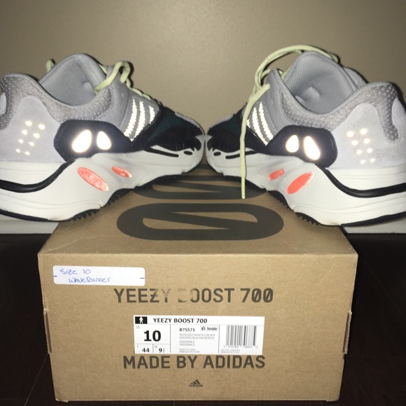 Yeezy 700